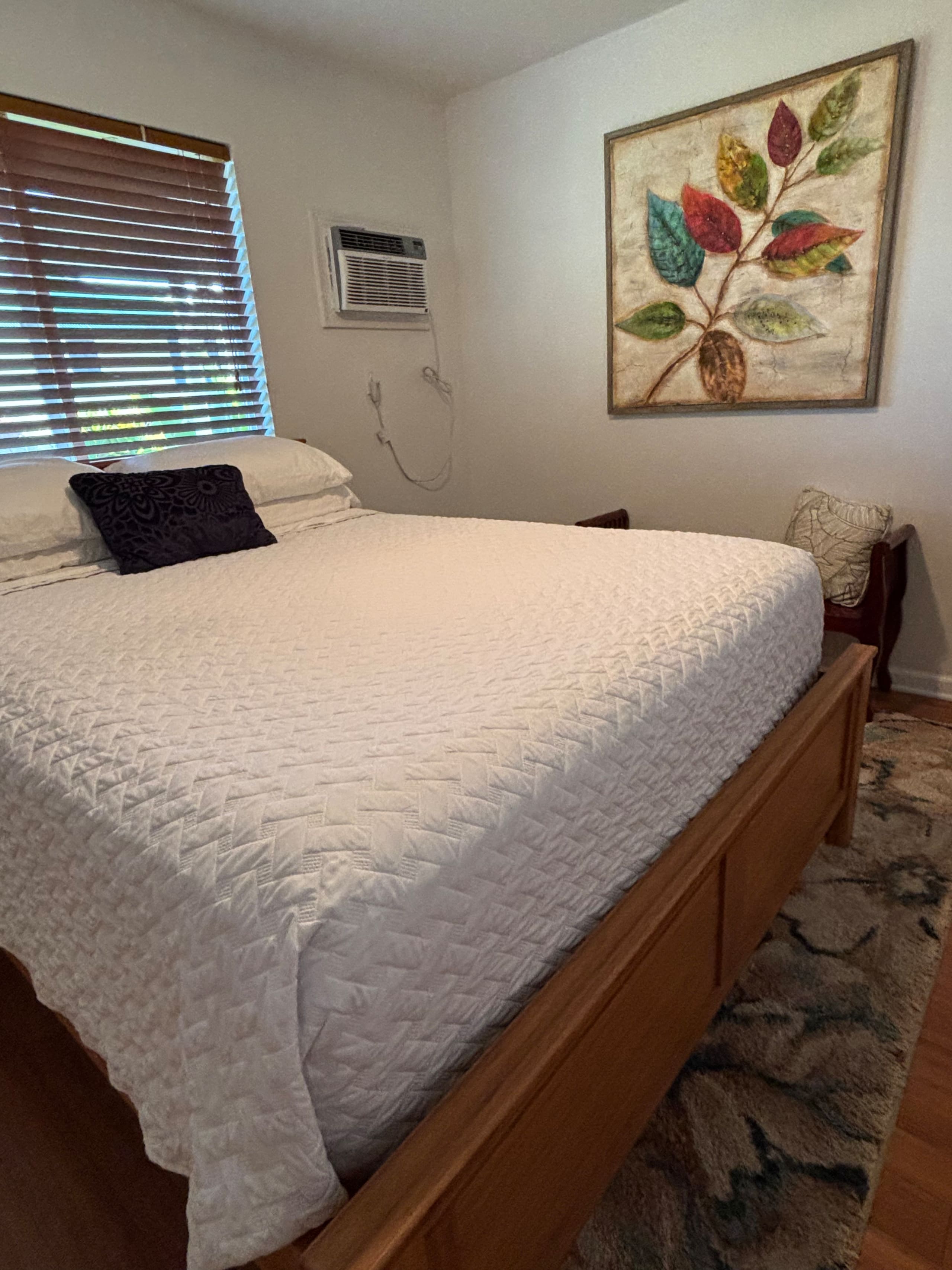 Home in Hilo · ★4.98 · 3 bedrooms · 4 beds · 2 baths - Image 8