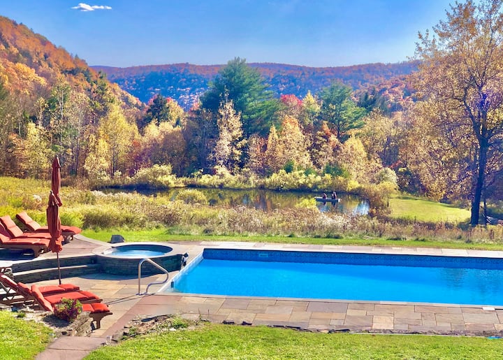 Mountain Meadows. Private Resort & Spa. Sleeps 30! - Chalets for