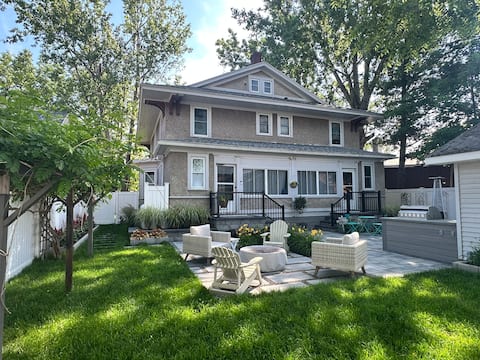 Hidden Gem! Cozy Duplex Downtown Clayton
