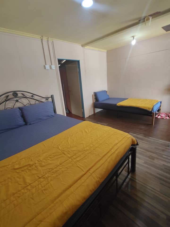 Permata Beach Chalet Singularity Room - Tioman Island