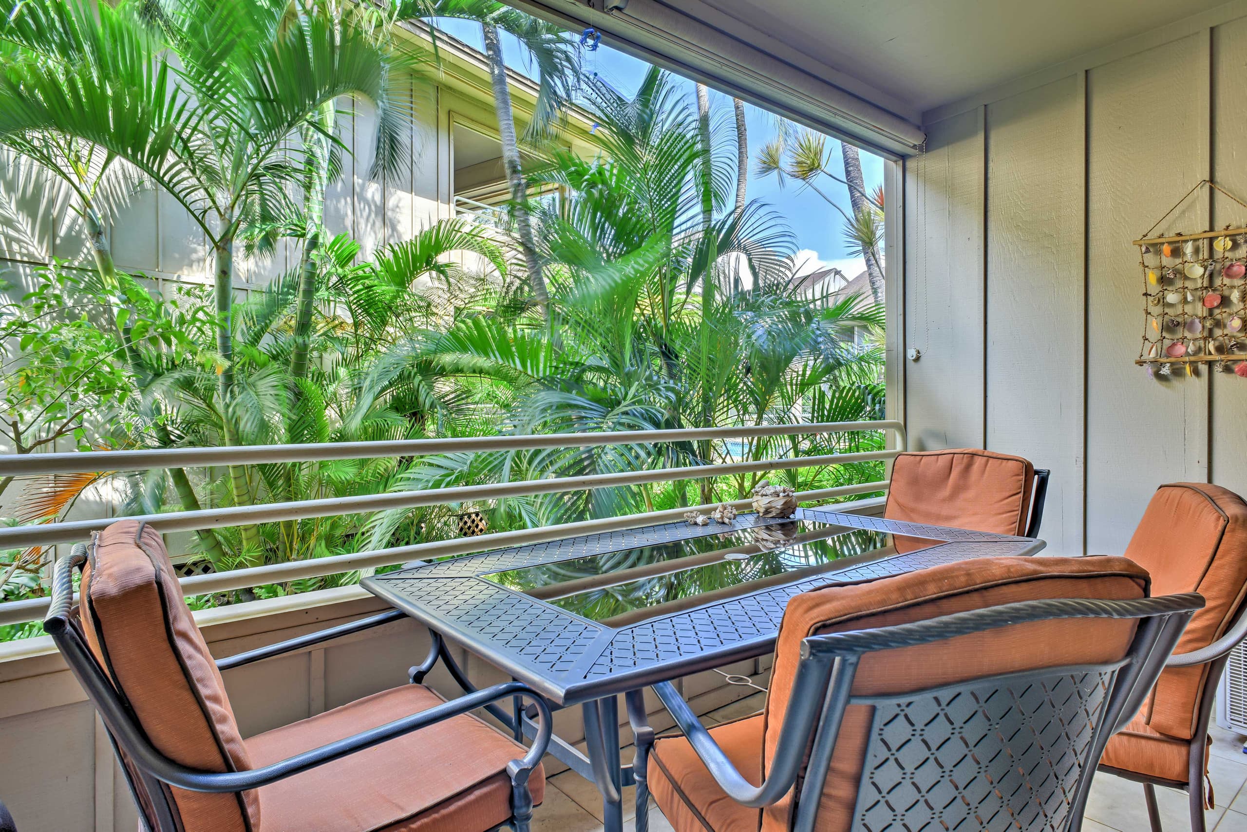 Condo in Kihei · ★4.81 · 1 bedroom · 2 beds · 1 private bath - Image 2