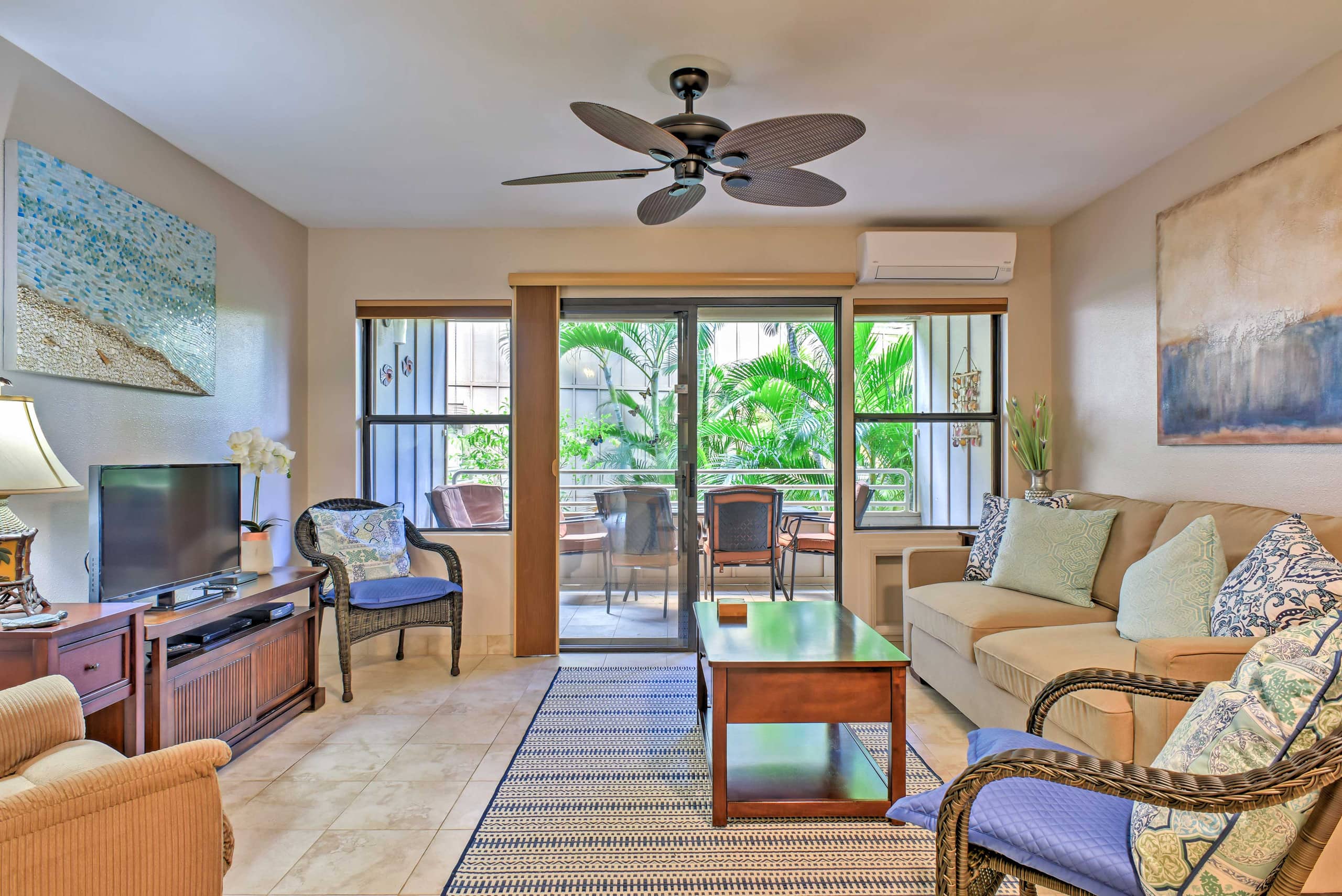 Condo in Kihei · ★4.81 · 1 bedroom · 2 beds · 1 private bath - Image 4