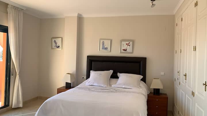 საძინებელი 1