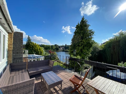 River Thames near Windsor, Heathrow & London