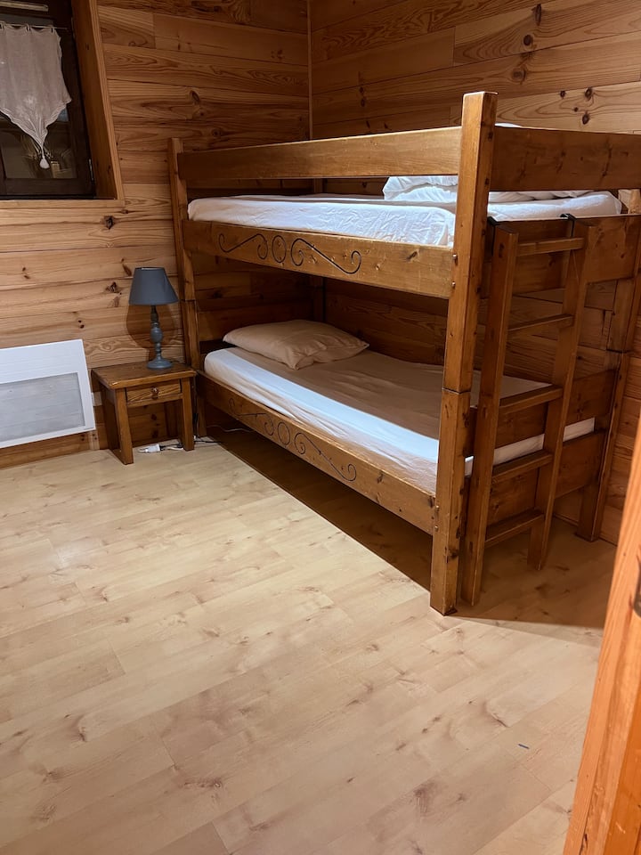 საძინებელი 2