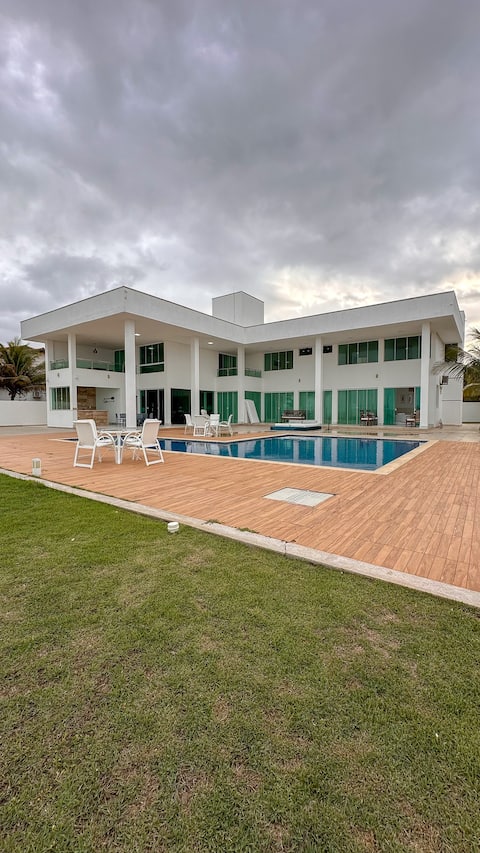Bahia Home Beach - Beach House with 6 en-suite bedrooms