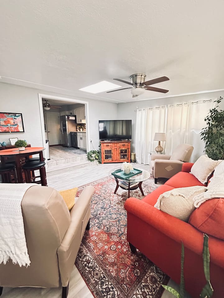 Cozy Home In The Ne Heights  With Hot Tub - Albuquerque, NM