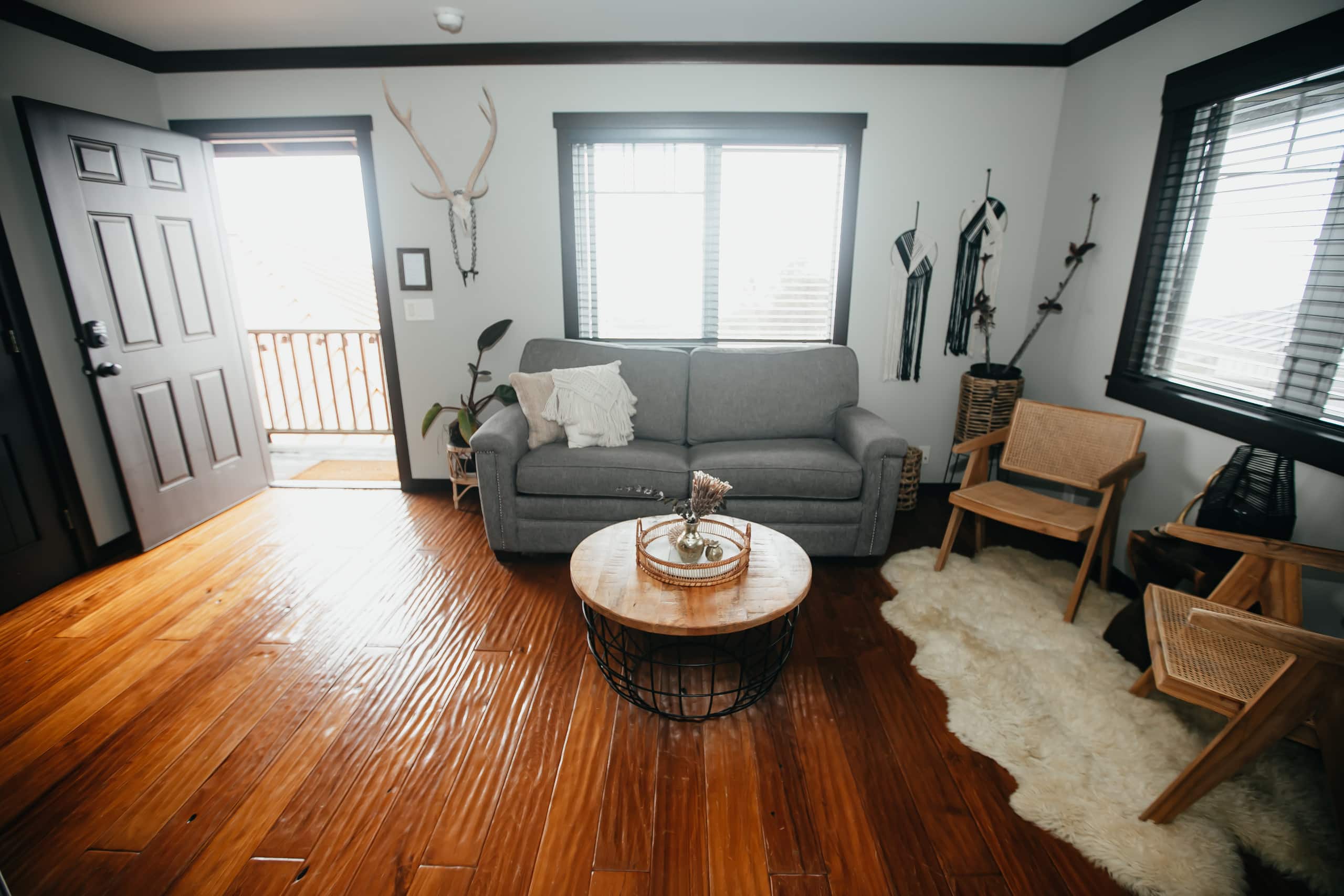 Anuhea House Hema - Beautiful custom-built studio - Image 7