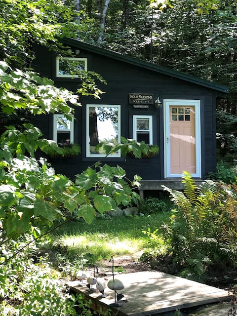 Tiny House Cabin between Burlington and Stowe