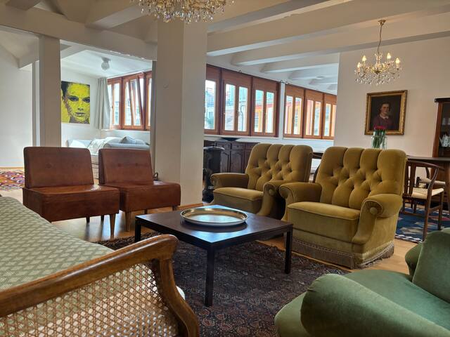 Großzügiges Apartment in historischem Gebäude gallery image 3