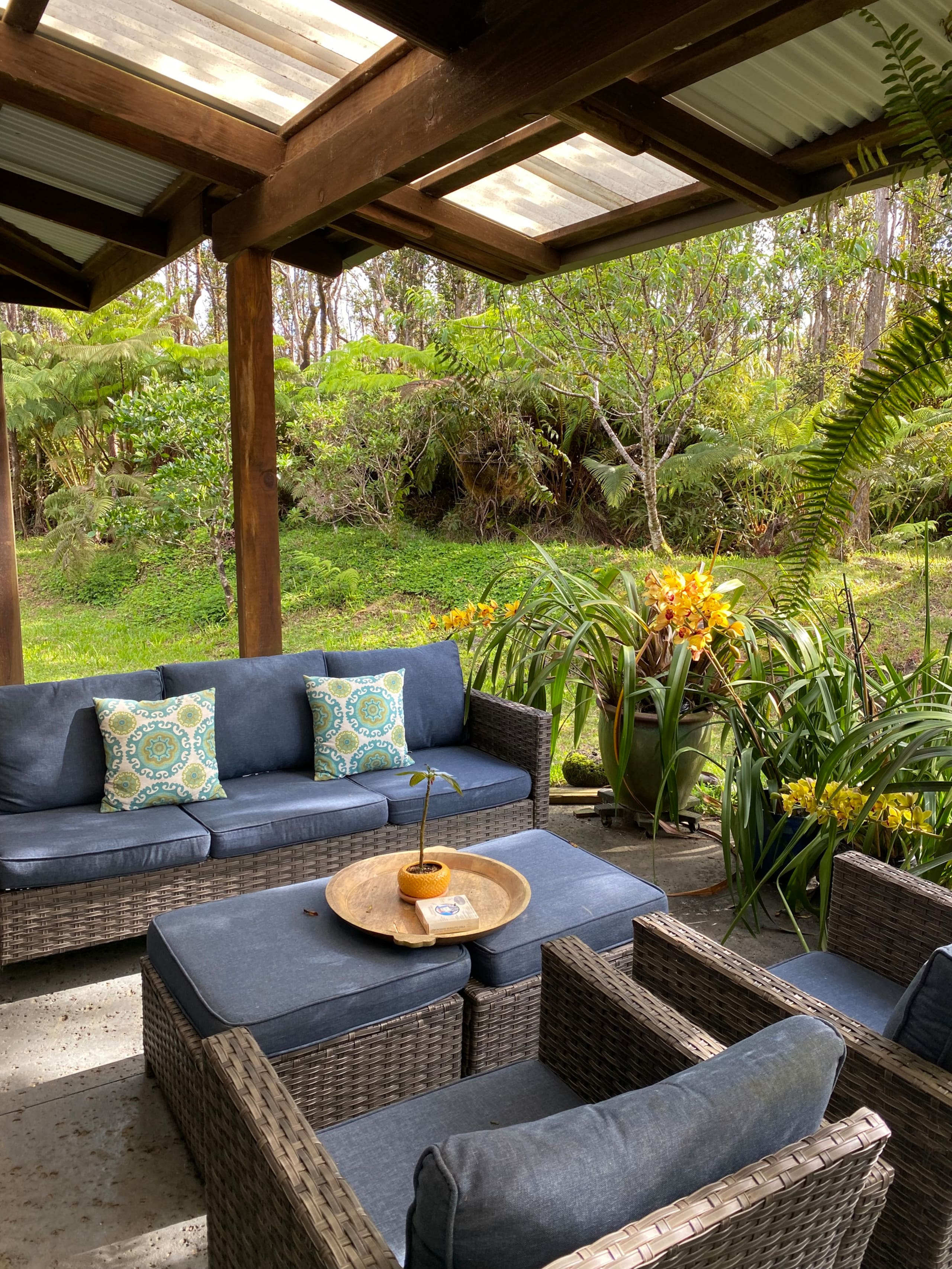 Home in Volcano · ★4.99 · 2 bedrooms · 2 beds · 2 private baths - Image 10