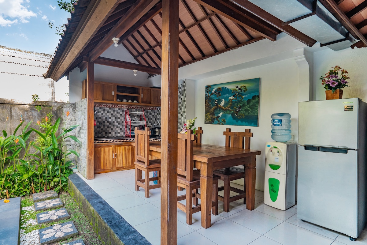 Villa in Ubud · ★4.67 · 2 bedrooms · 2 beds · 2 private baths, comparable Airbnb
