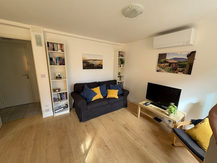 Charming Ground Floor Apartment For 4 With Air Con - Ibis Styles Collioure Port Vendres