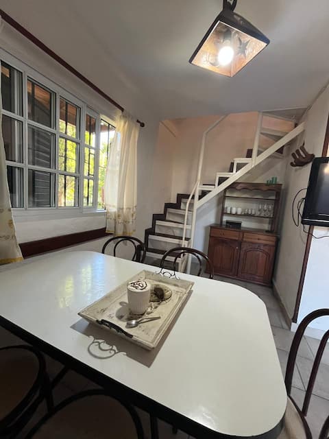 Propiedad de Airbnb exitosa: Casa Limón ALFAR Neighborhood en Alfar