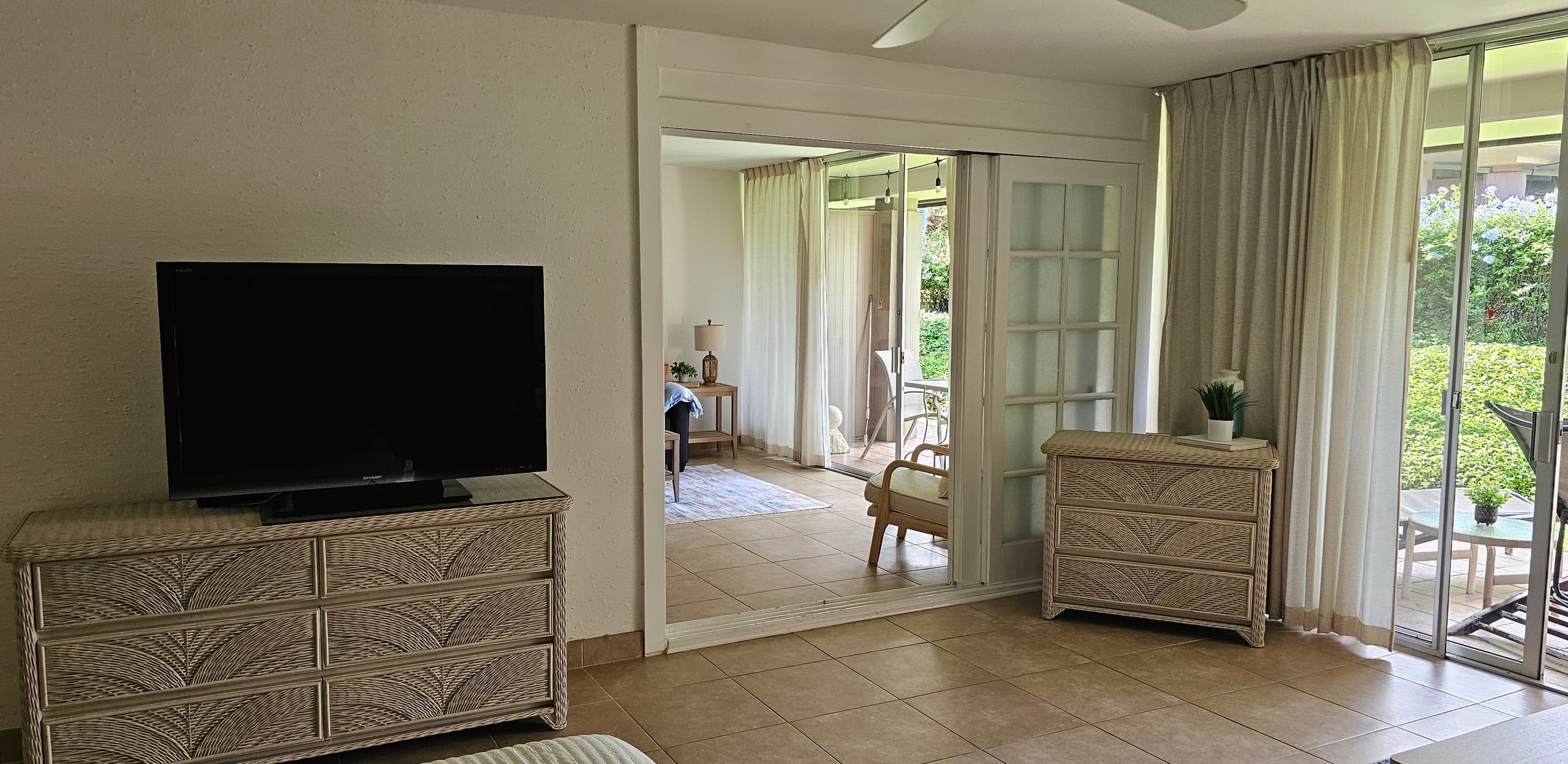 Condo in Lahaina · ★4.79 · 1 bedroom · 3 beds · 1 private bath - Image 19