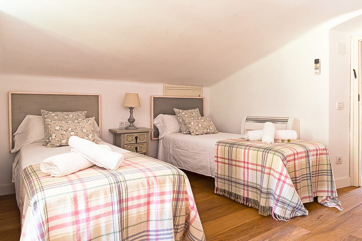 Quarto 9
