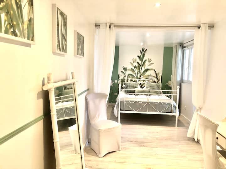 سرير 140 سم إمكانية إضافة سرير في 90 سم