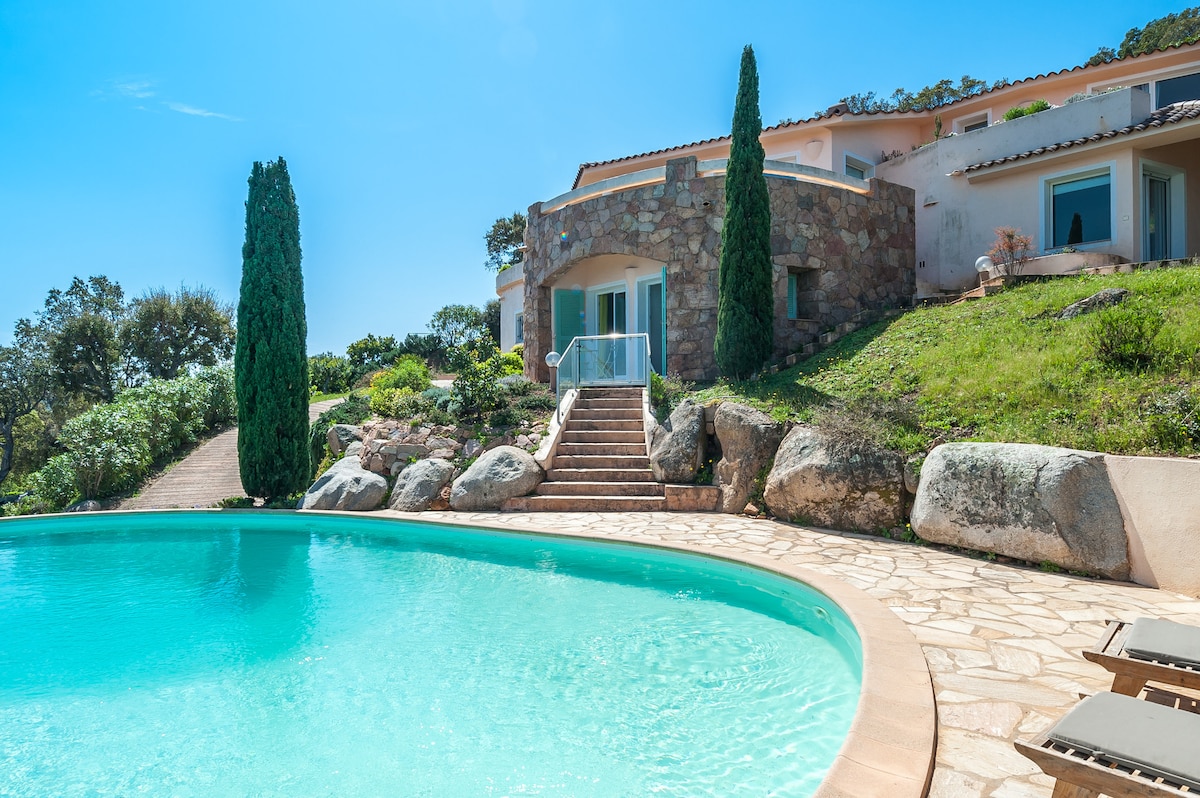 Villa Grive — view 4