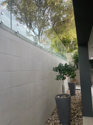 Casa Papi, Bright, Modern Retreat in Camps Bay gallery image 3