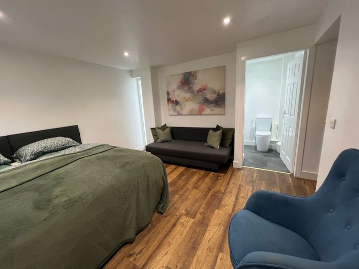 Murrayfield Ensuite Room Private Access Parking - Edimburgo