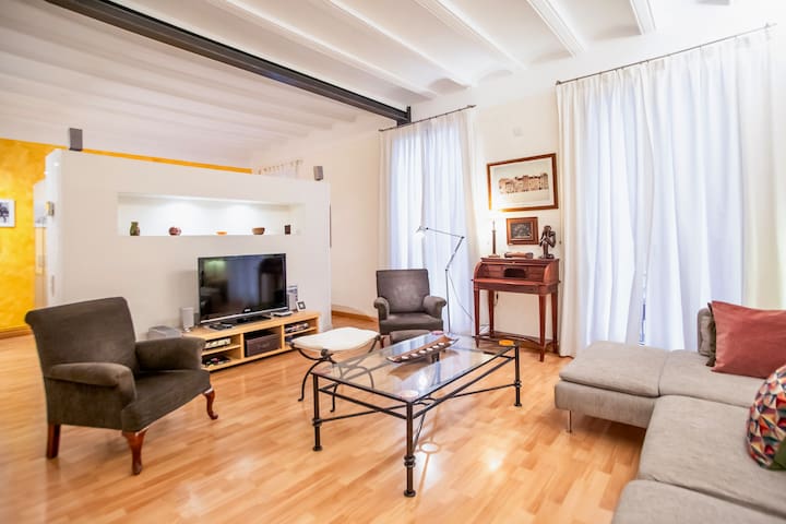 EL BORN – Ciutat Vella – Port 5 pax 2 bedrooms