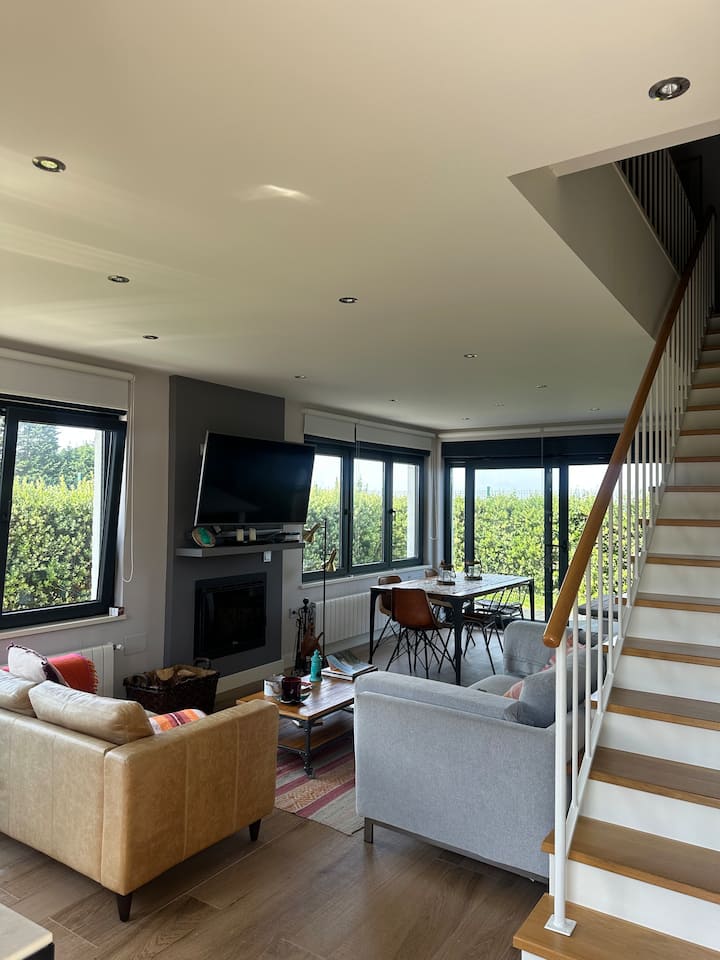 Maison Moderne Avec Jardin à 200 Mètres De Plage - Tapia de Casariego