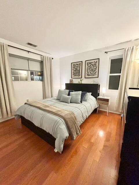 Cozy Pet-Friendly Private Suite with Free Parking