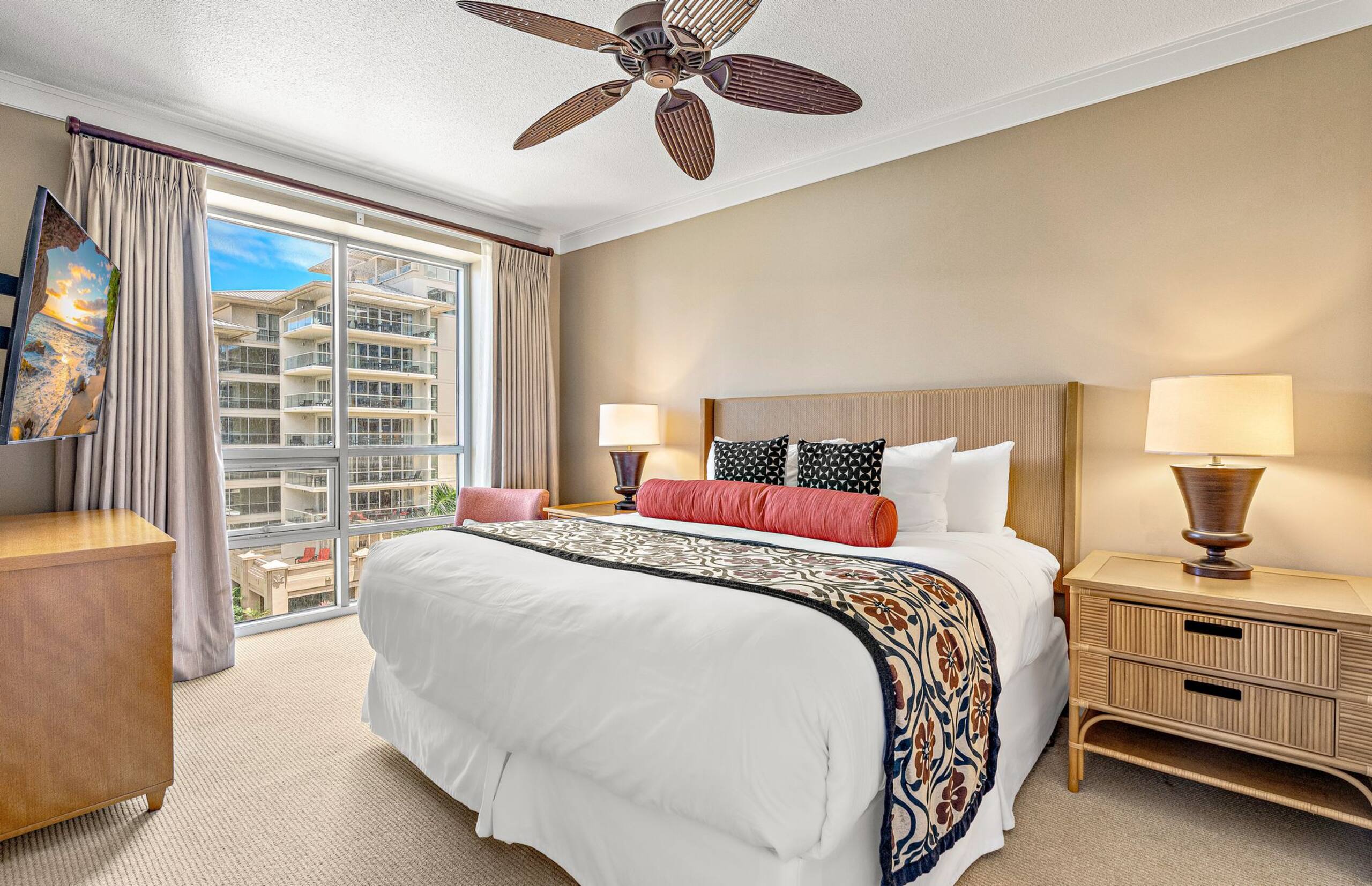 Condo in Lahaina · ★5.0 · 2 bedrooms · 3 beds · 2 baths - Image 25