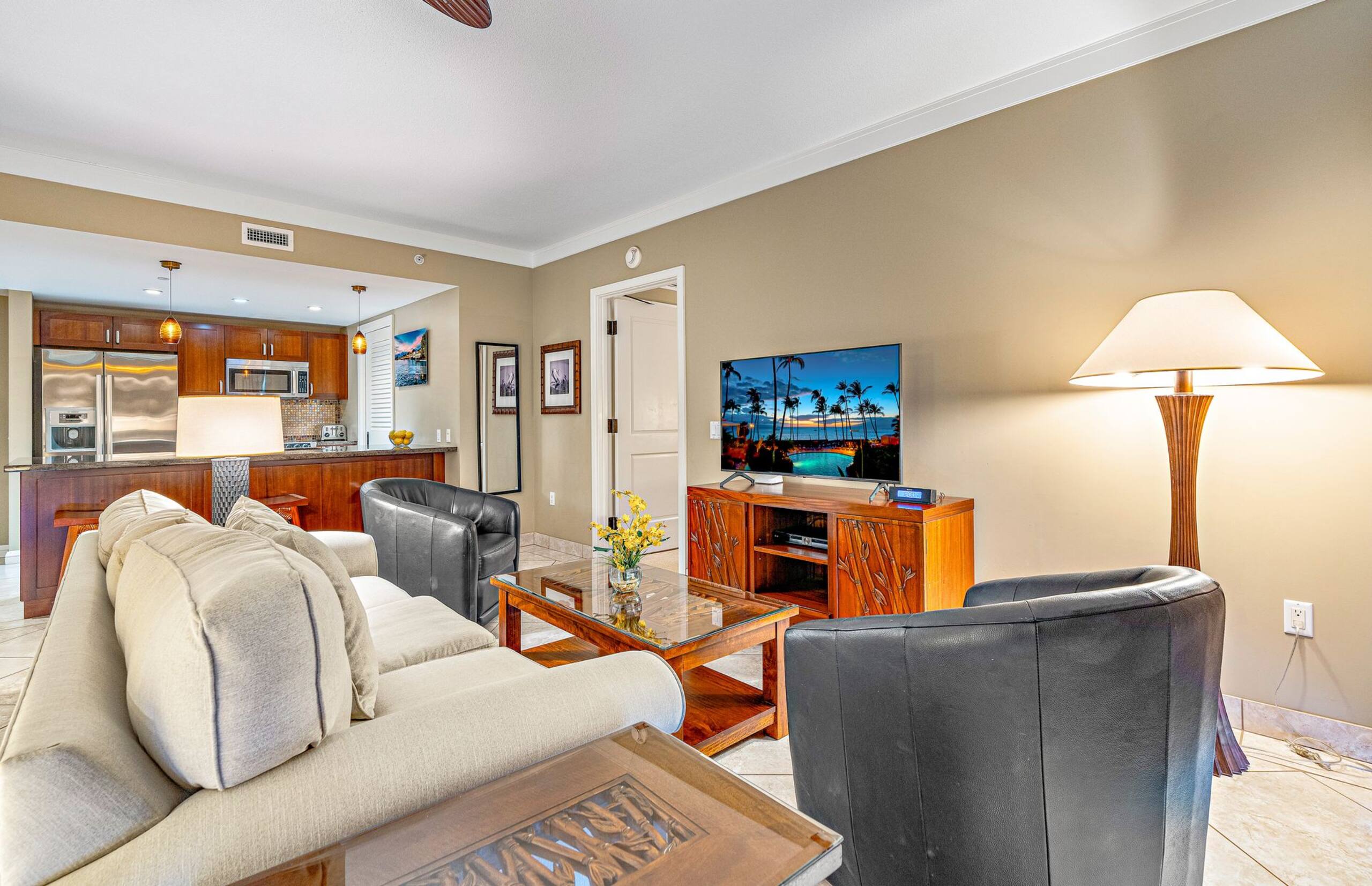 Condo in Lahaina · ★5.0 · 2 bedrooms · 3 beds · 2 baths - Image 15
