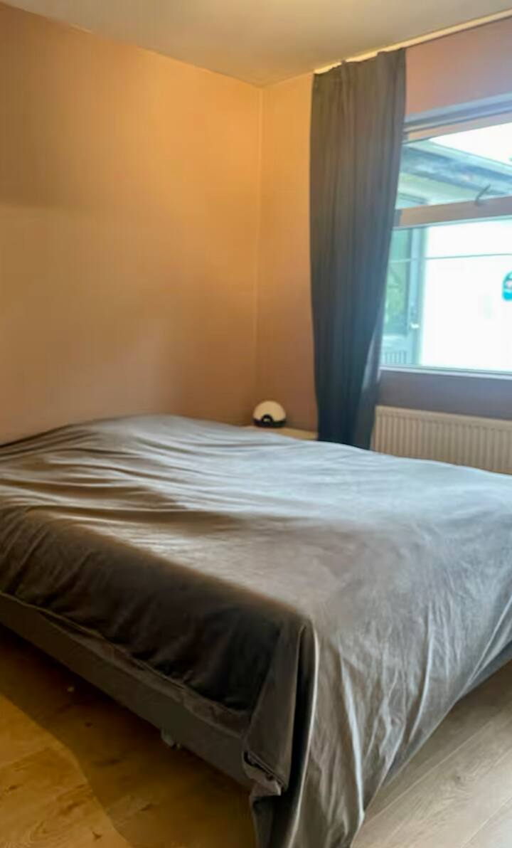 غرفة النوم 1