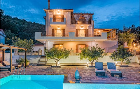 Stunning home in Kokari