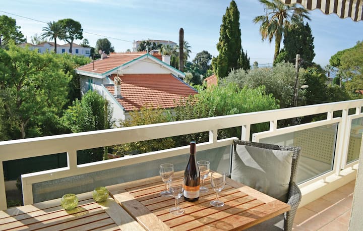 Cozy Apartment In Juan-les-pins - Antibes