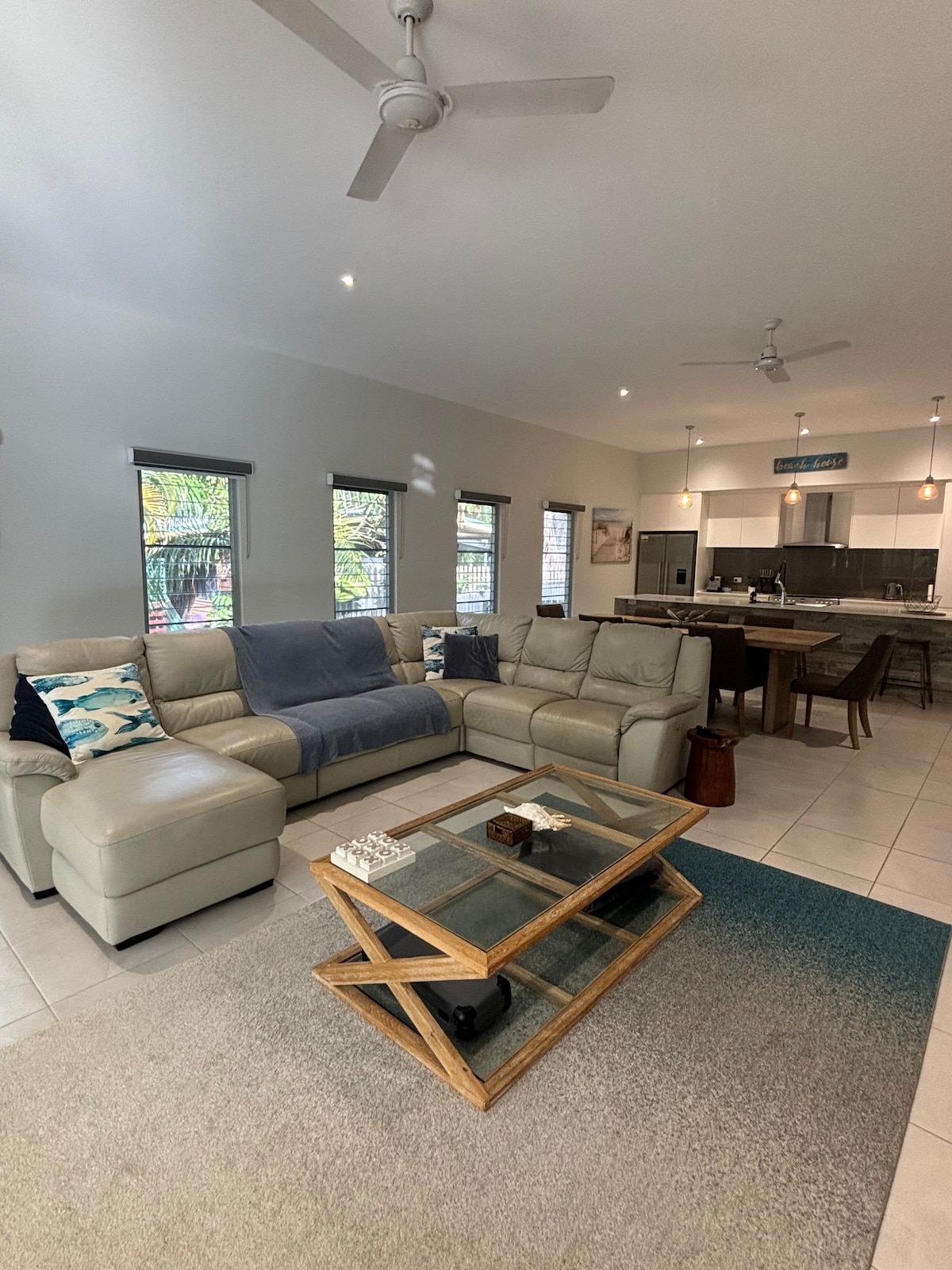 Successful Airbnb property: Elena Escape Nelly Bay in Nelly Bay