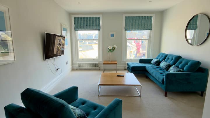 Flat 2, The Bank, St Ives - Saint Ives