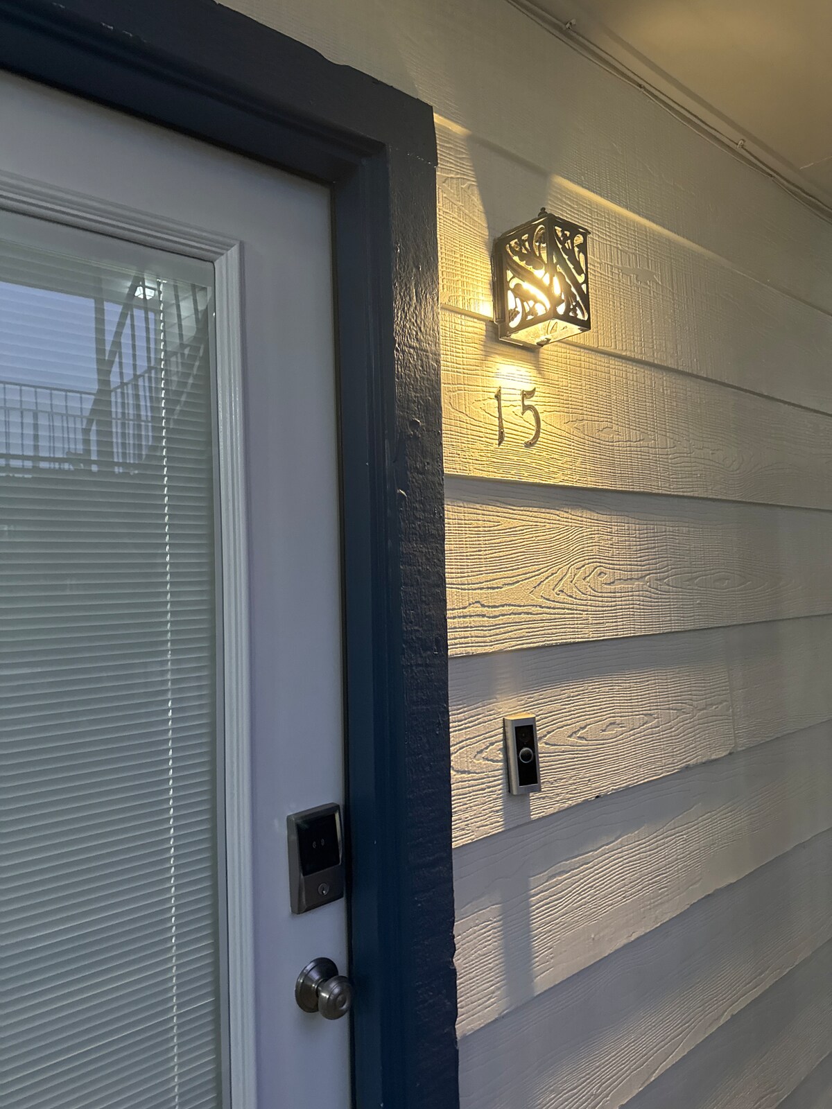 Ground Floor Suite minutes to Downtown w/ Parking