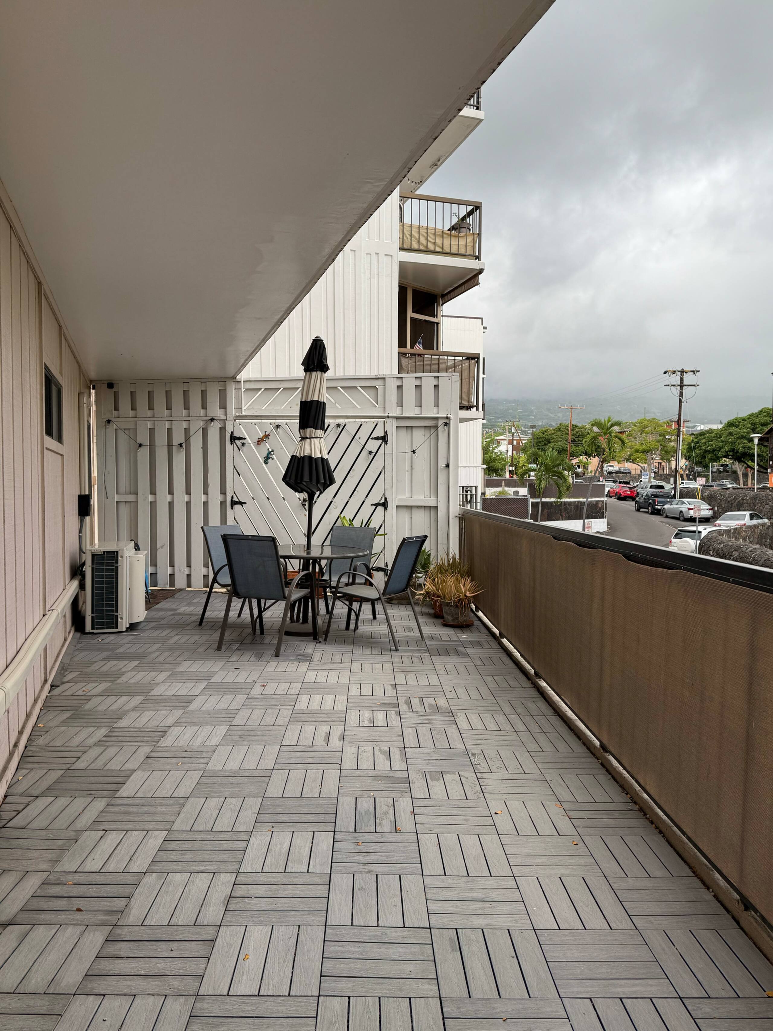 2 bd/2 bath Modern Ali’i Dr Condo right in town! - Image 21