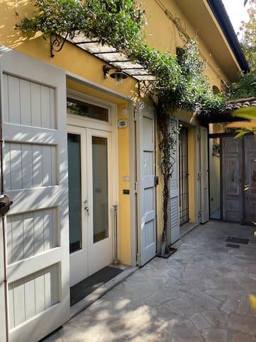 ‘ Casa Adriana ‘ into the city center with garage