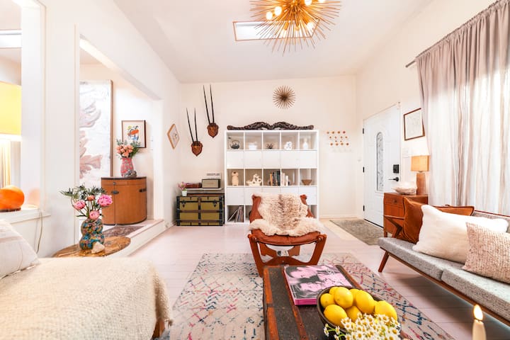 Upscale Area | Bel Air 5 mins UCLA & Beverly Hills