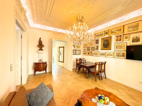 Leistungsstarkes Airbnb: 7Heaven Vienna Center Apartments - Sissi in Neubau