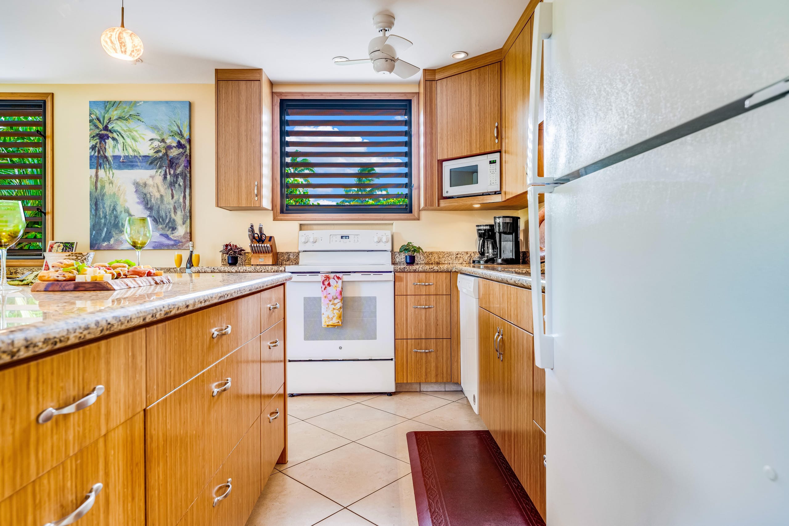 Condo in Kihei · ★4.86 · 2 bedrooms · 3 beds · 2 baths - Image 16