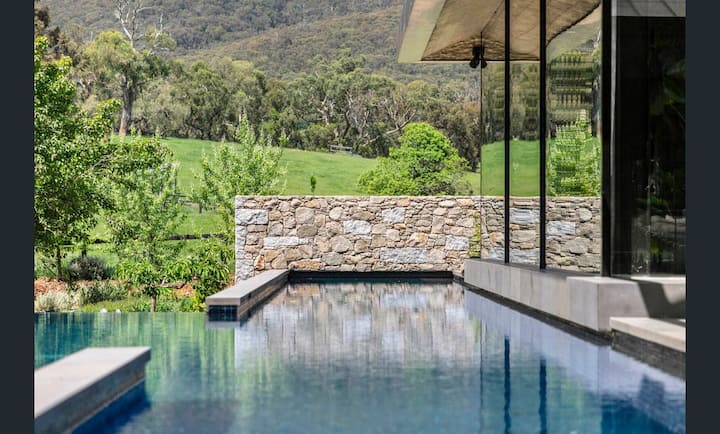 Luxury Modern Farm House - 세빌