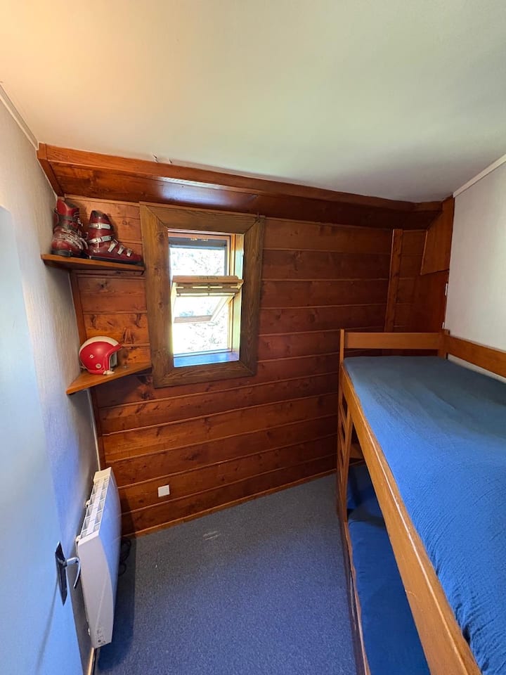 საძინებელი 3