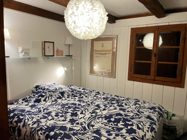 Lit boxspring