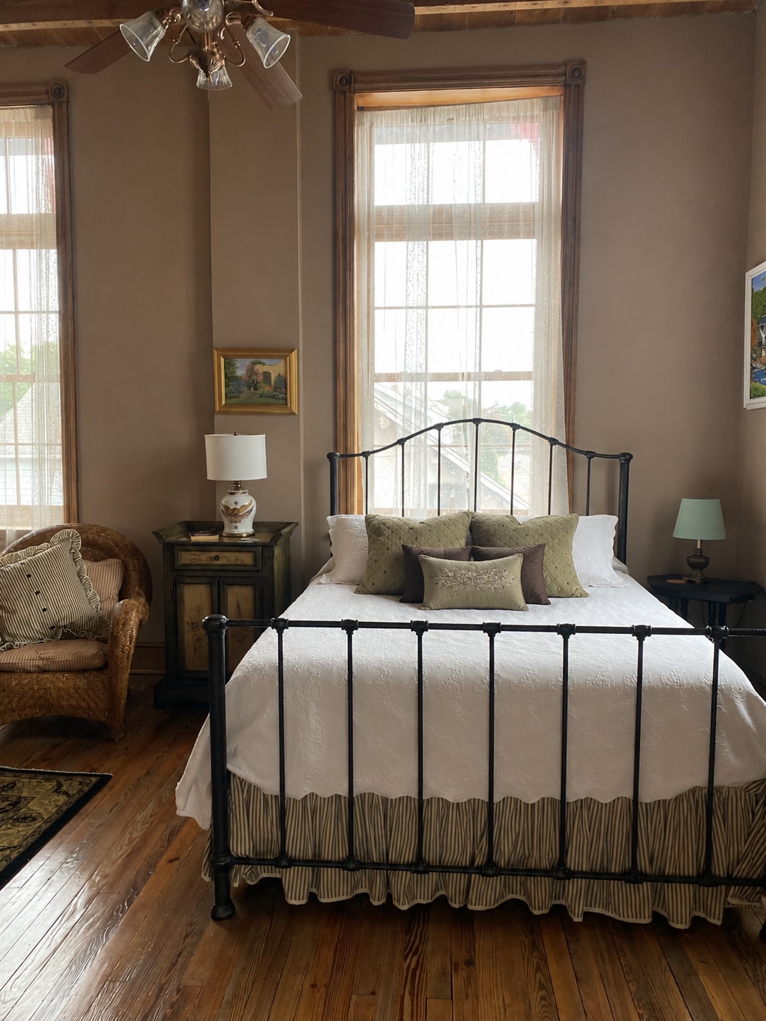 Historic, Cozy Town Hall Grange West Chester Pa - Houses for Rent