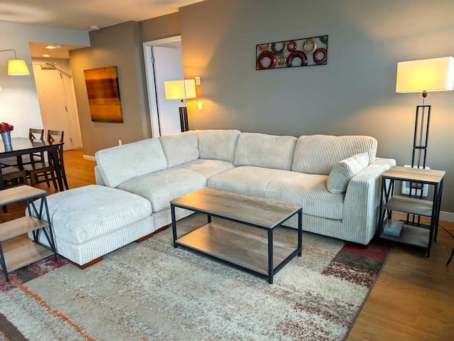 Harbor Steps, Prime Downtown Location, Water Views