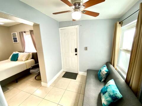 Popular Airbnb listing: Private Studio • Queen Bed • Free Parking in Parkdale South