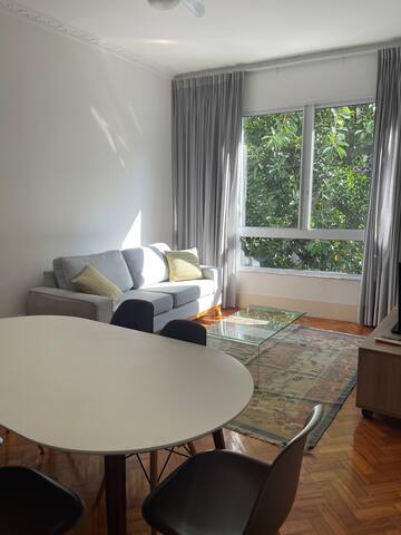 Spectacular apartment 2’ walk from LEBLON Beach gallery image 2