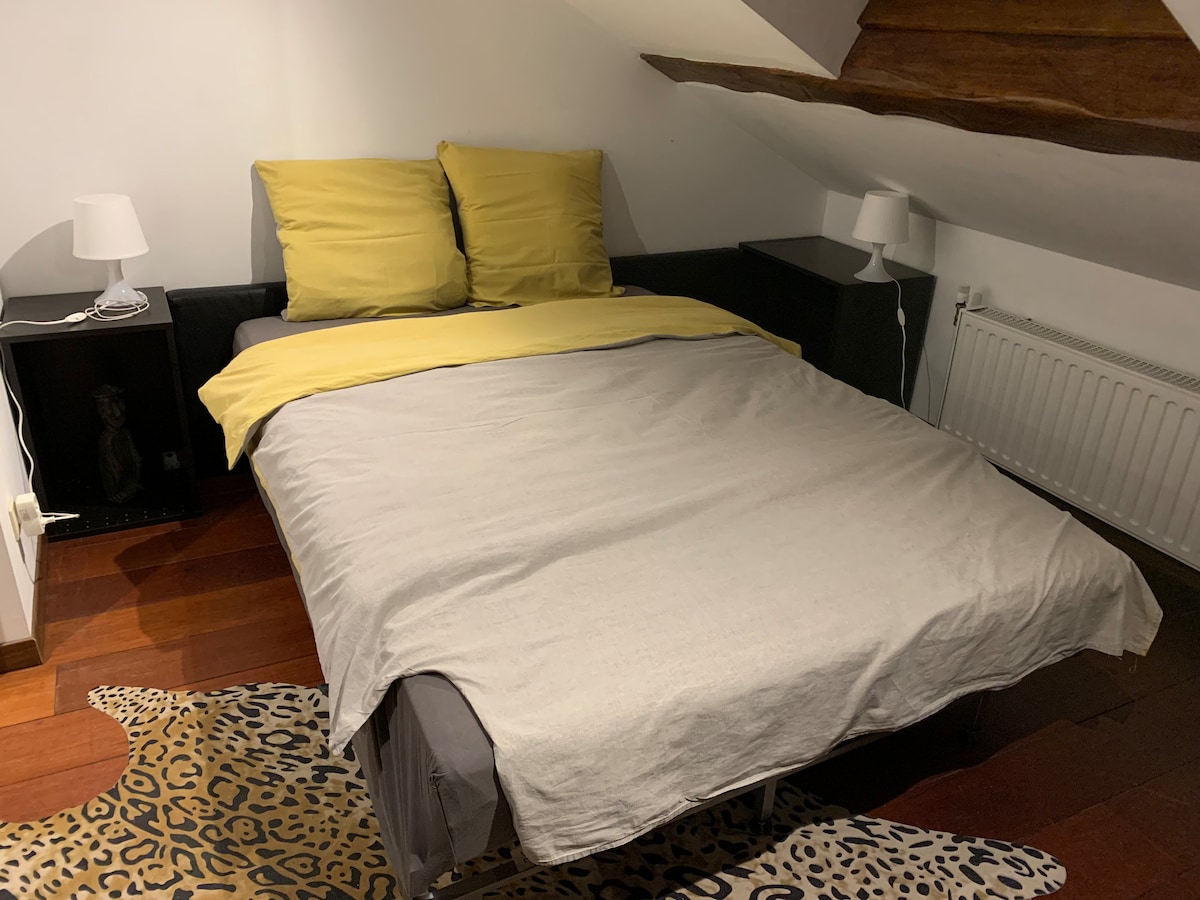 غرفة النوم 1