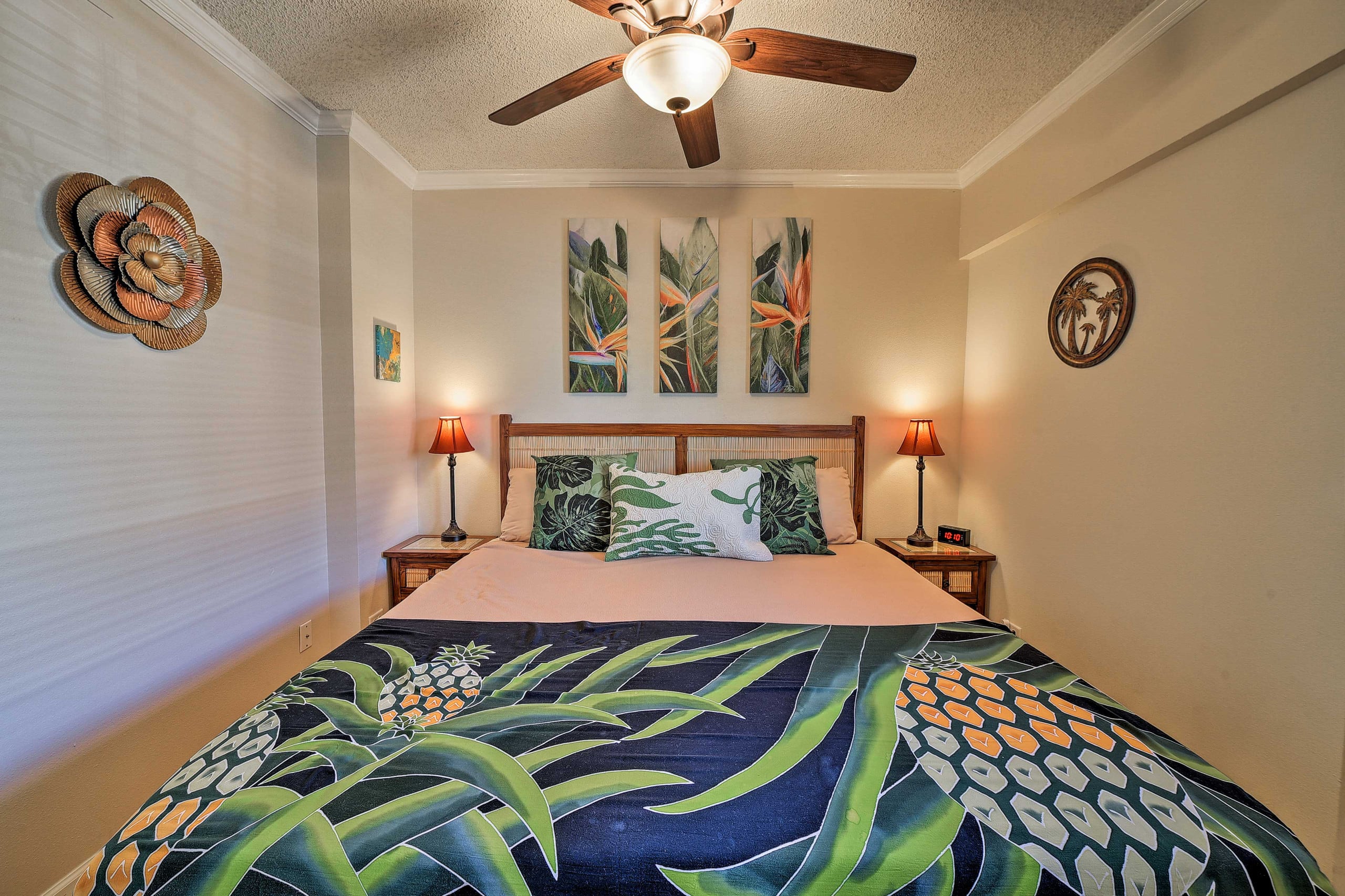 Condo in Kailua-Kona · ★4.89 · 1 bedroom · 1 bed · 1 bath - Image 14
