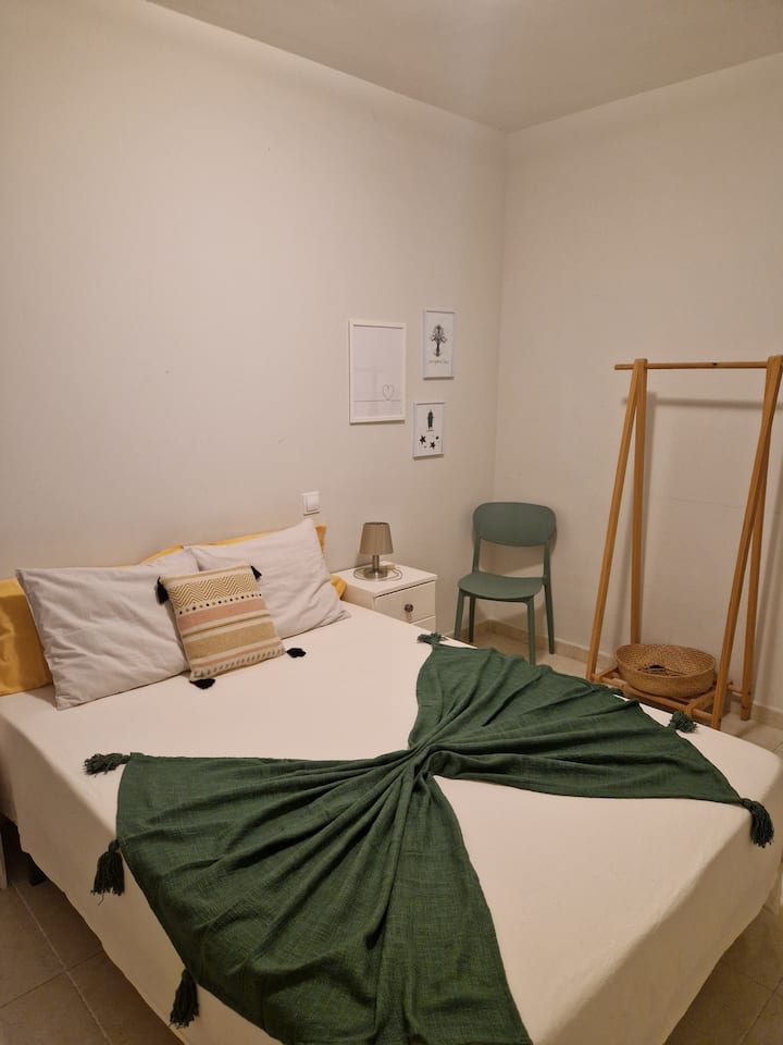 غرفة النوم 2